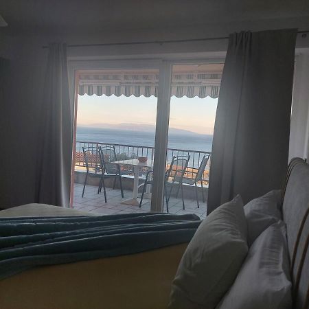 Apartments In Villa Azra ริเยกา ภายนอก รูปภาพ