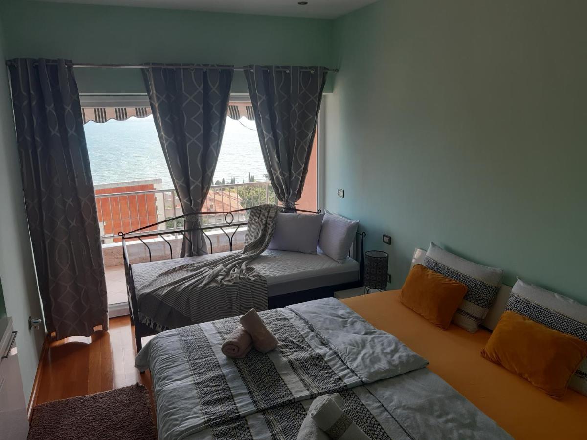 Apartments In Villa Azra ริเยกา ภายนอก รูปภาพ