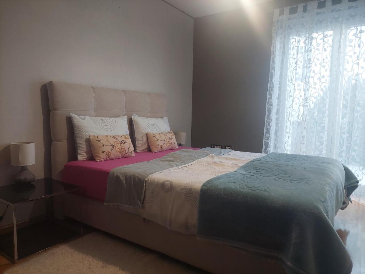 Apartments In Villa Azra ริเยกา ภายนอก รูปภาพ