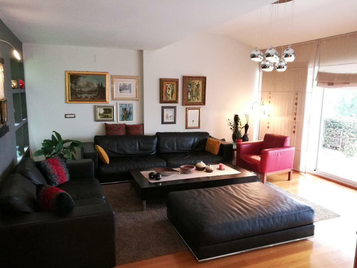 Apartments In Villa Azra ริเยกา ภายนอก รูปภาพ