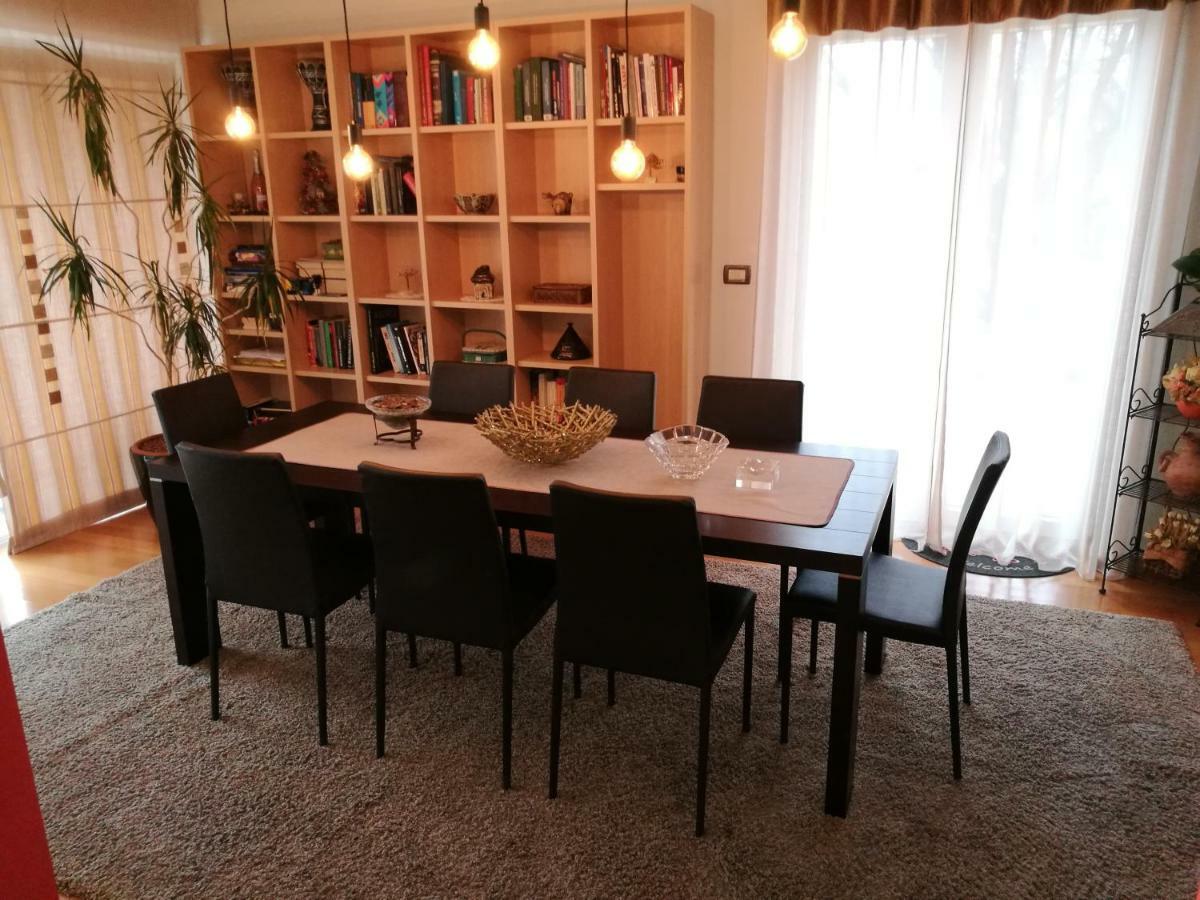 Apartments In Villa Azra ริเยกา ภายนอก รูปภาพ