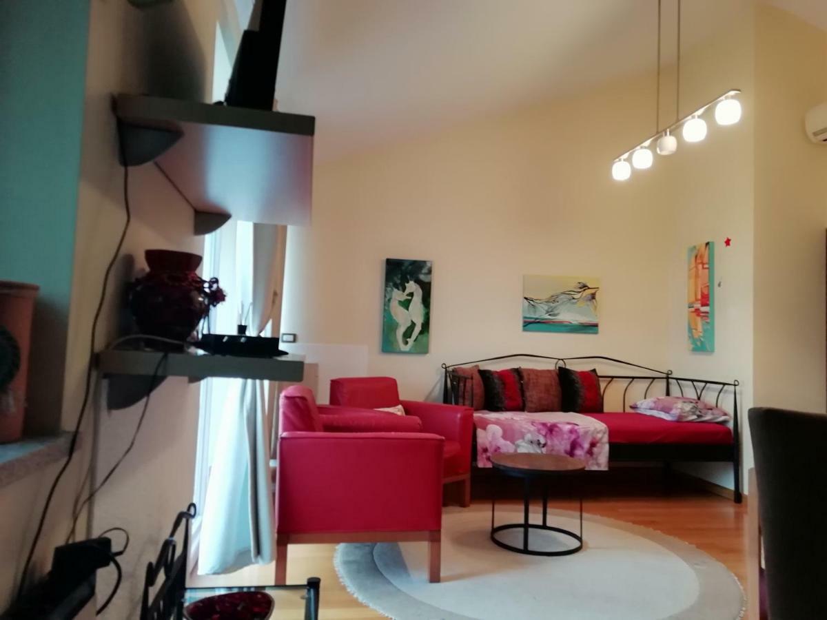 Apartments In Villa Azra ริเยกา ภายนอก รูปภาพ